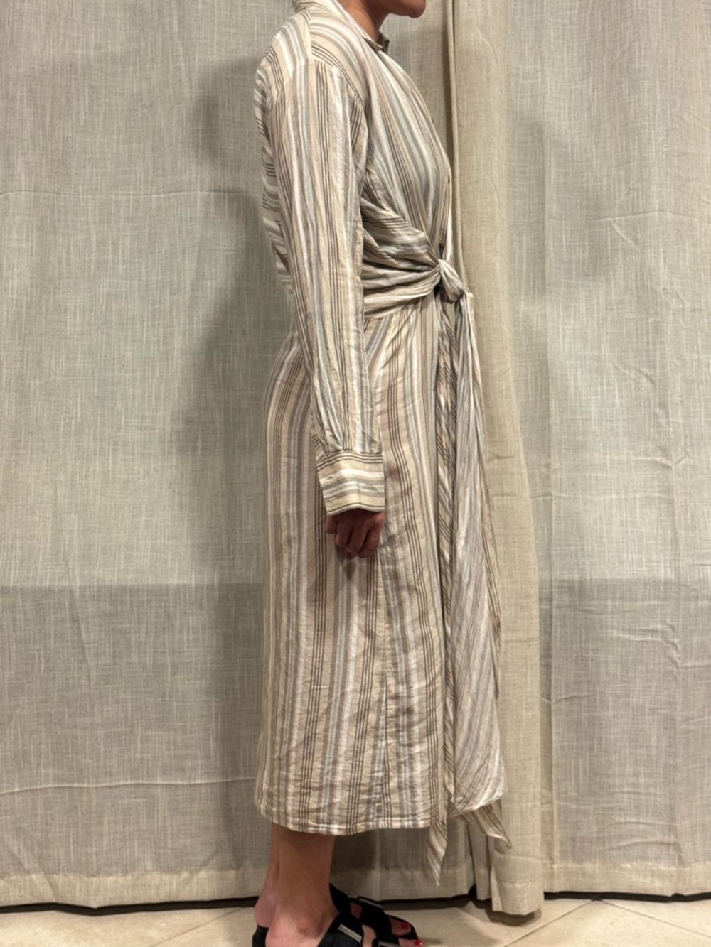 Acne Studios asymmetrical Striped Tie-Waist Shirt Dress - Neutral Stripes - Picture 3 of 7